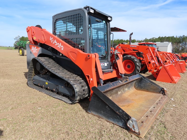 2021-kubota-svl97-2-image-2