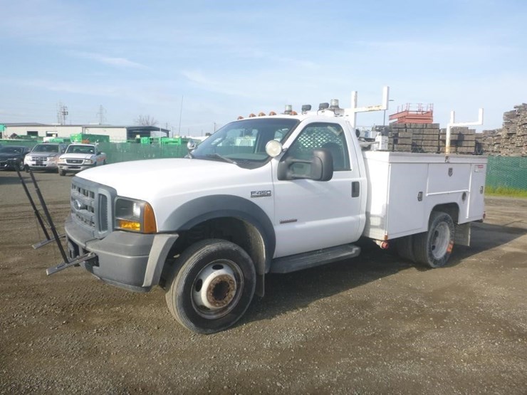 2006-ford-f450-image-1