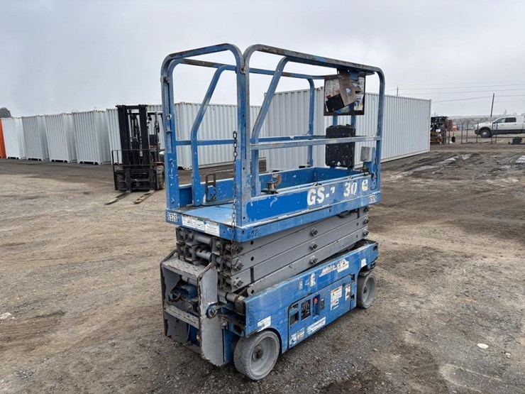 genie-gs1930-image-3