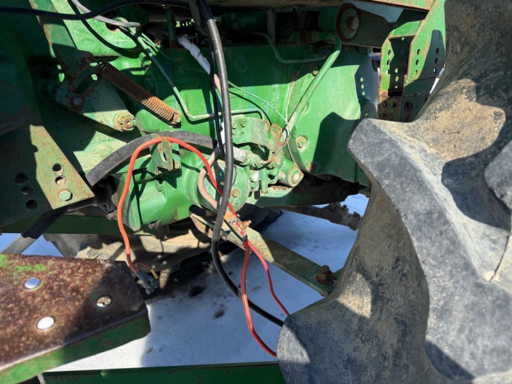 john-deere-4020-image-38