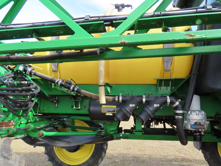 2022-john-deere-r4023-image-8