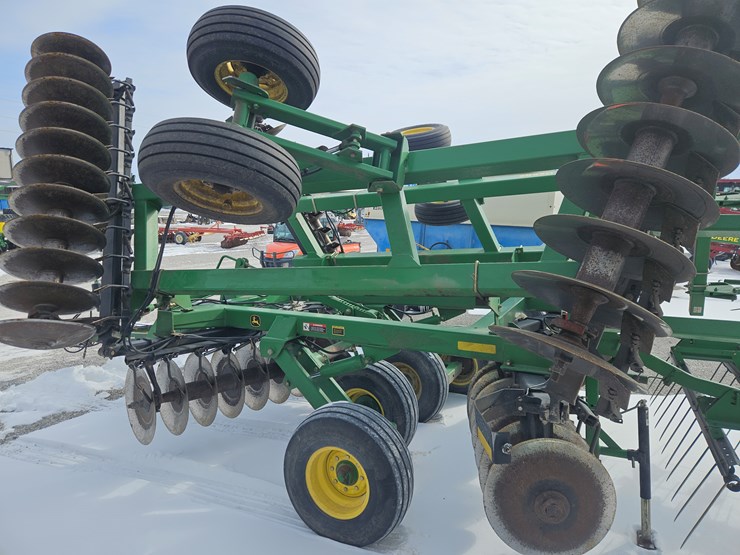 john-deere-637-image-12