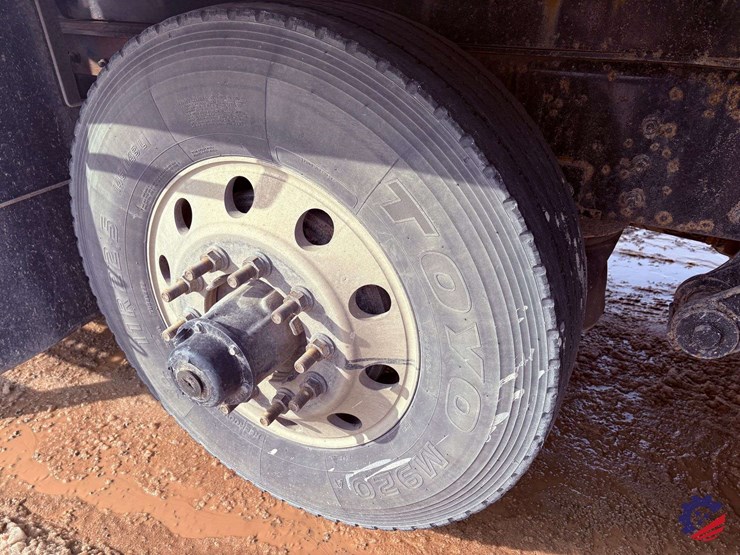 2021-western-star-4900ex-image-12