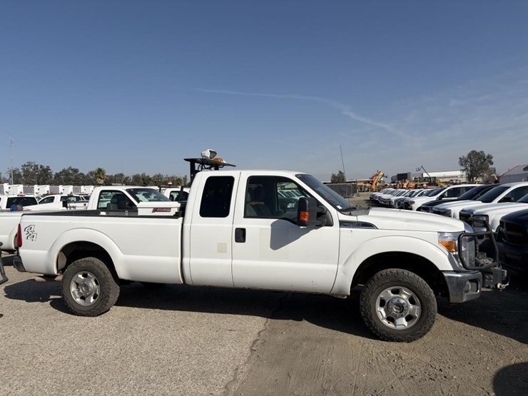 2011-ford-f250-sd-xlt-image-8