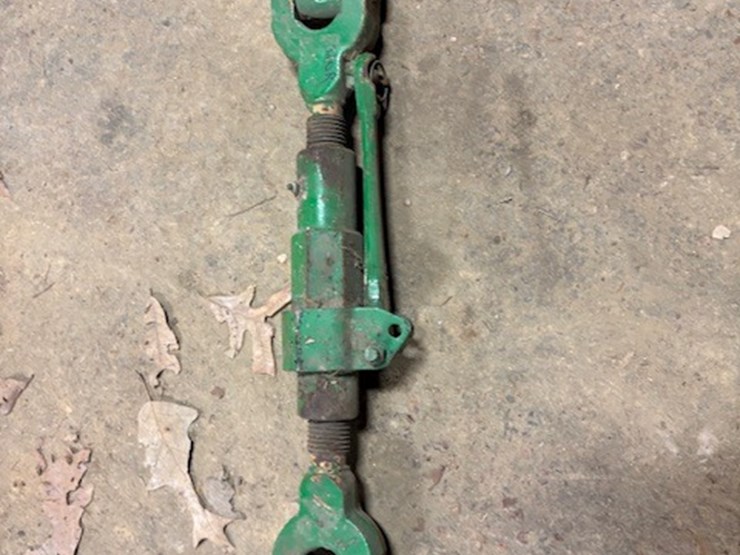 john-deere-8320r-image-82