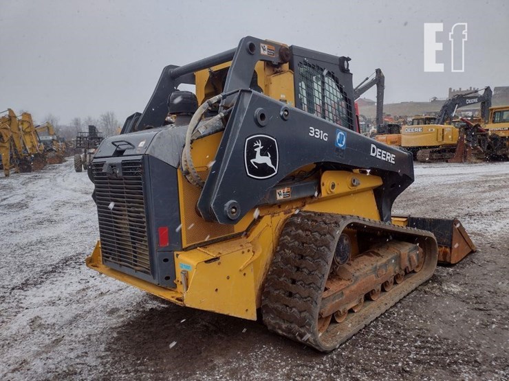 2021-deere-331g-image-39