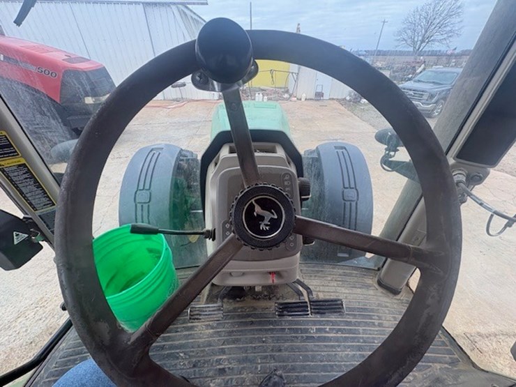 john-deere-8320r-image-68
