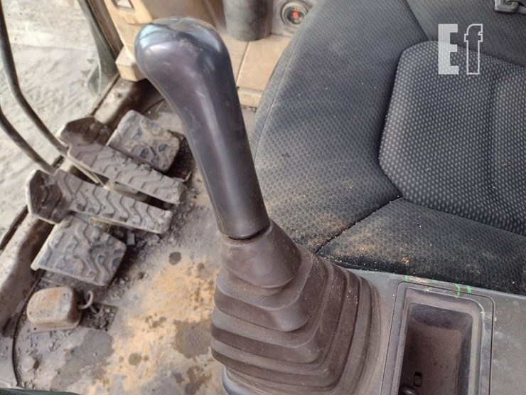 2004-caterpillar-315cl-image-11