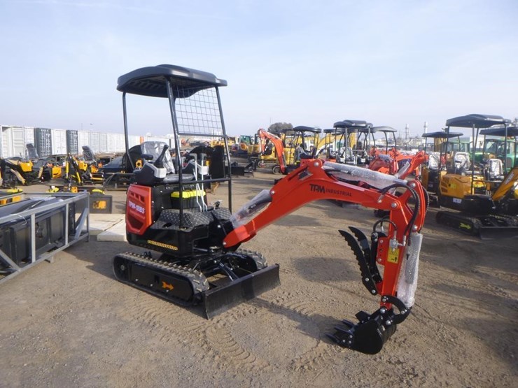 2025-tpm-18bs-hydraulic-excavator-image-2