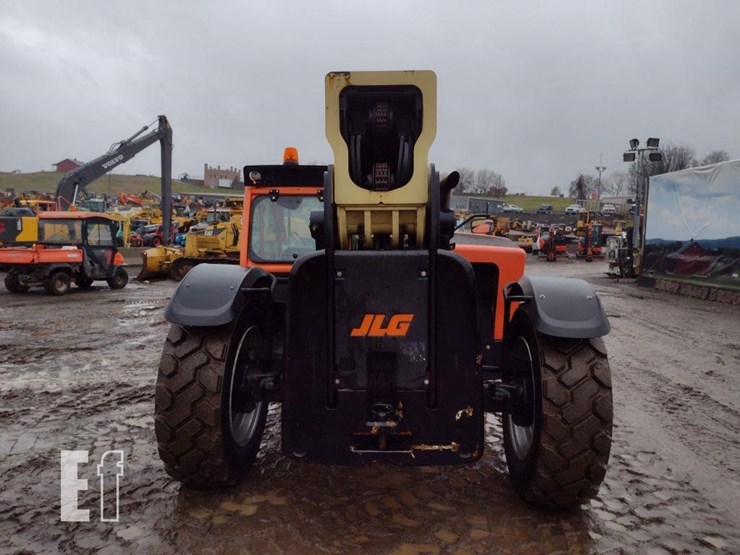 2016-jlg-1255-image-3