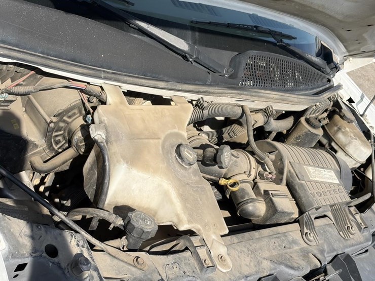 2008-utility-van-image-7