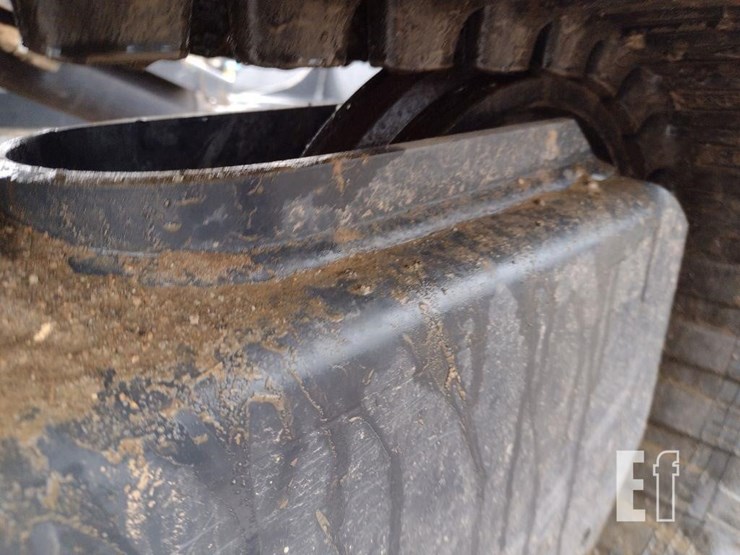 2023-deere-30g-image-41