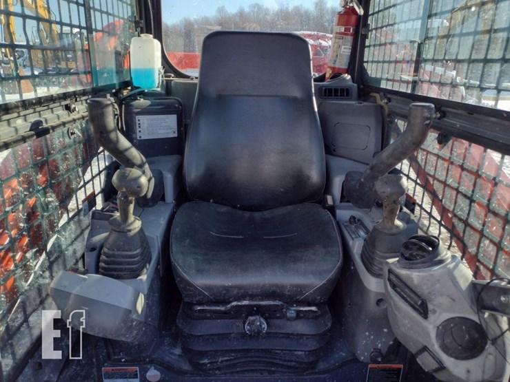 kubota-svl75-image-11