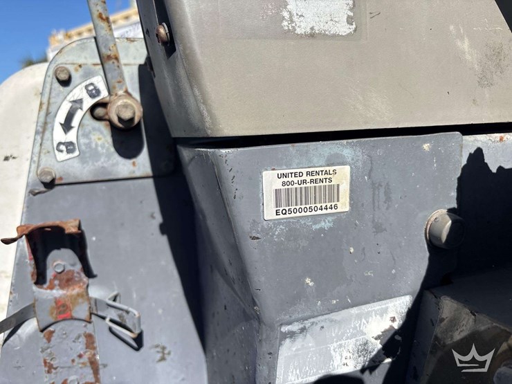 2014-takeuchi-tb228-image-15