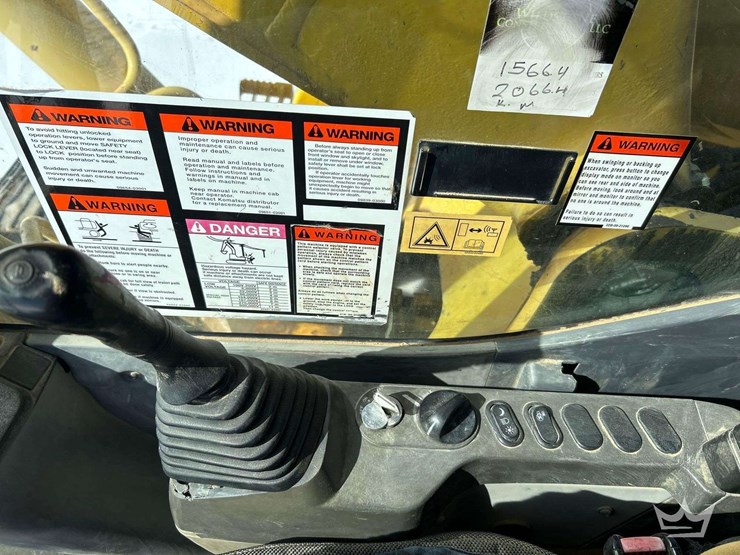 2013-komatsu-pc200-lc-8-image-18