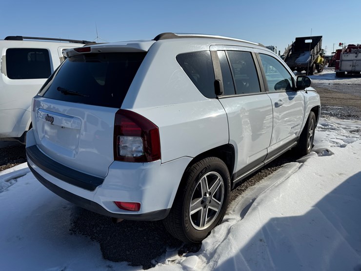 2014-jeep-compass-image-3