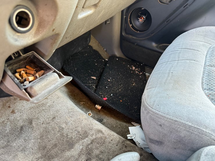 2004-chevrolet-tahoe-image-39