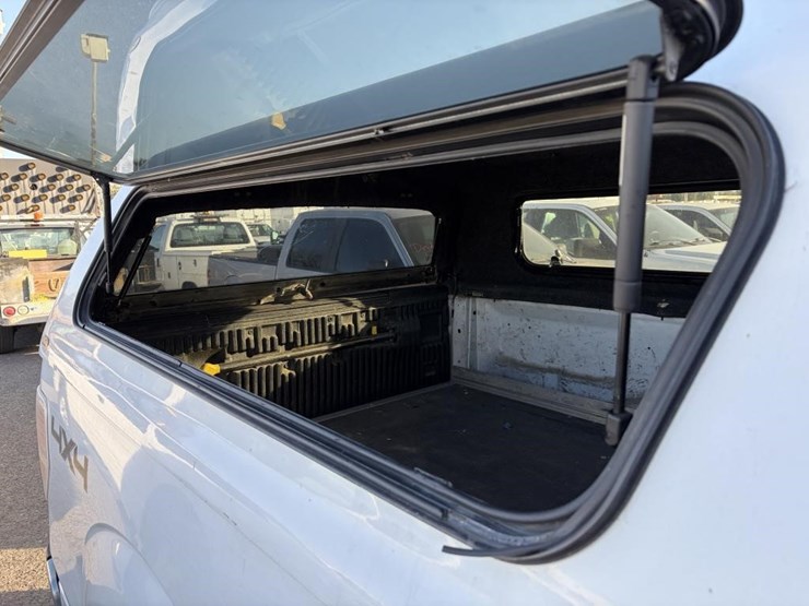 2011-ford-f150-image-29