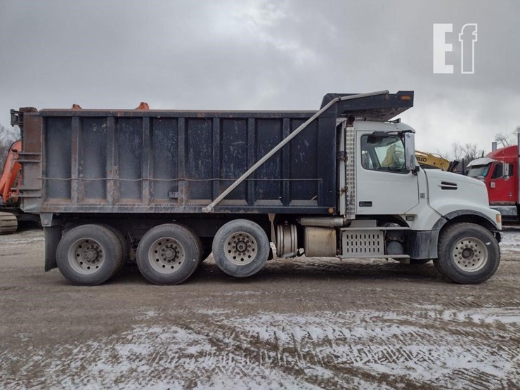 12-volvo-vhd-truck^title^-image-3