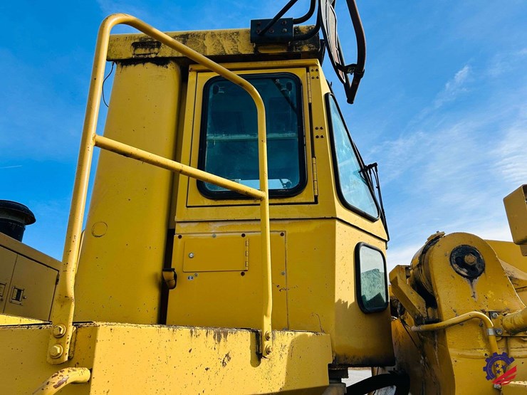 1996-caterpillar-988f-image-36