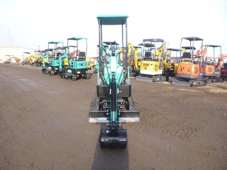 agt-qh12r-hydraulic-excavator-image-6