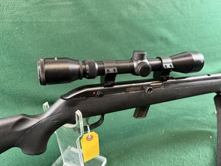 marlin-mdl-64-.22-lr-rifle-image-3