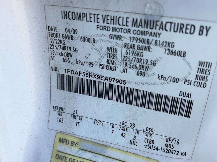 2009-ford-f550-image-3