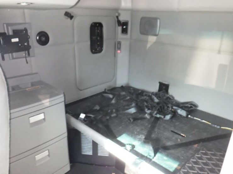 2020-kenworth-t680-image-20