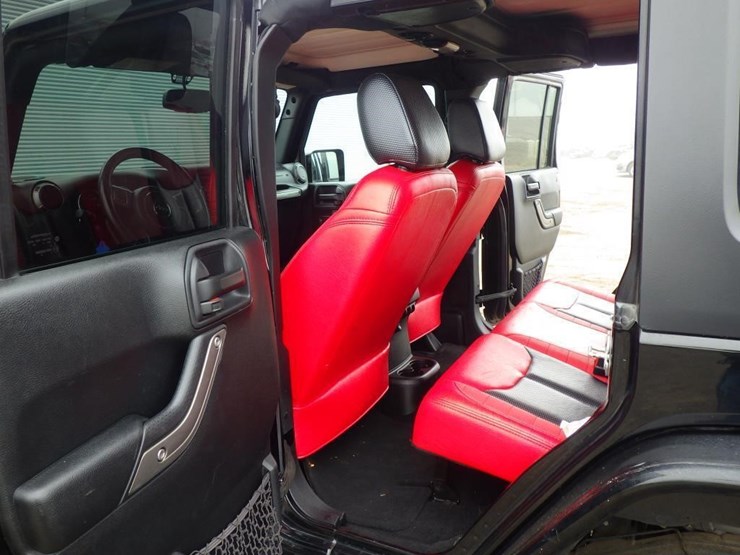 2016-jeep-wrangler-image-7