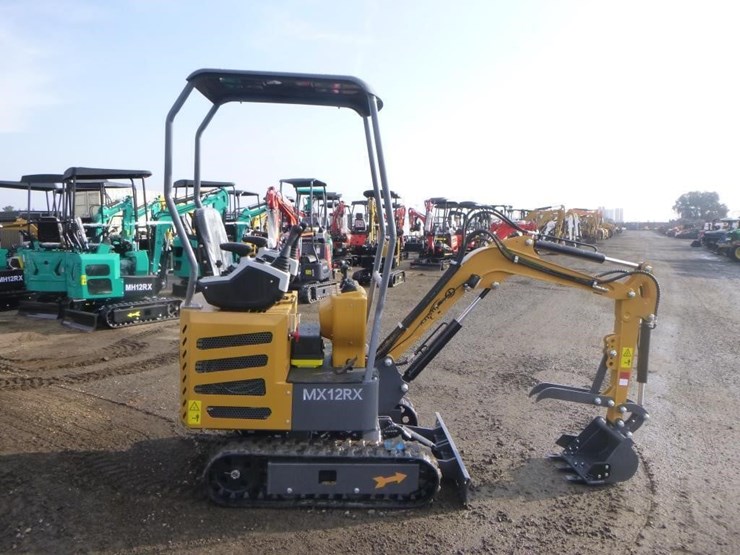 agt-mx12rx-hydraulic-excavator-image-7