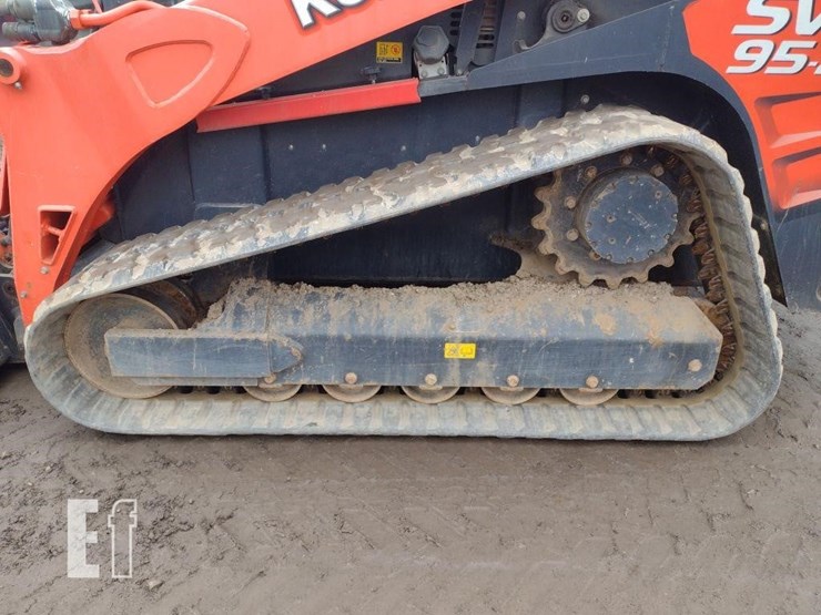 2017-kubota-svl95-2s-image-19