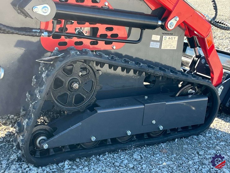 2026-agt-ysrt14-skid-steer-loader-attachment-image-9