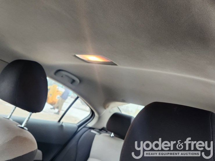 2016-chevrolet-cruze-image-26