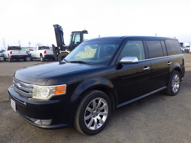 2009-ford-flex-image-1