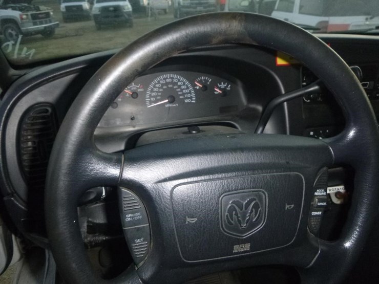 2002-dodge-ram-3500-image-9