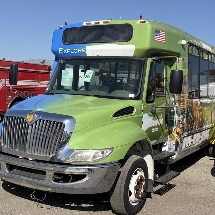 2013 INTERNATIONAL HC