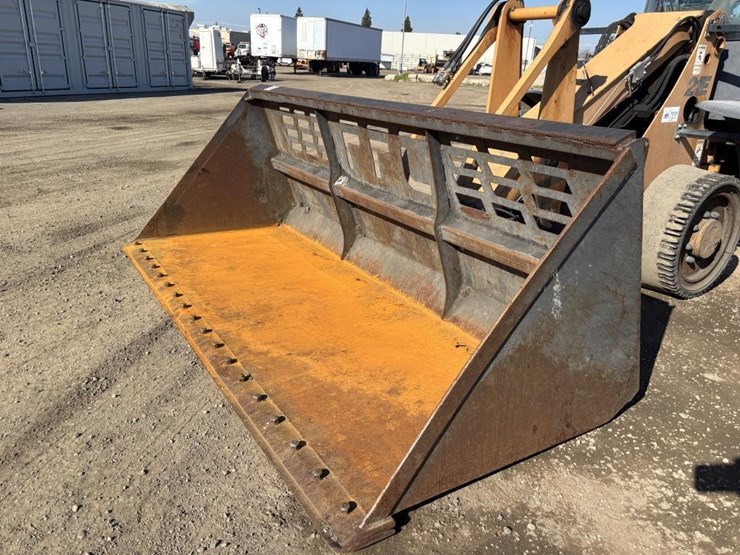 case-d21e-wheel-loader-image-9