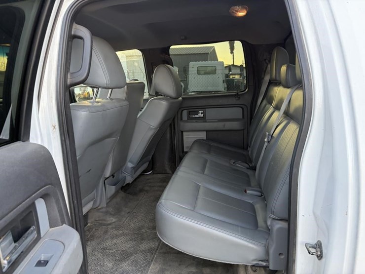 2013-ford-f150-xl-image-18