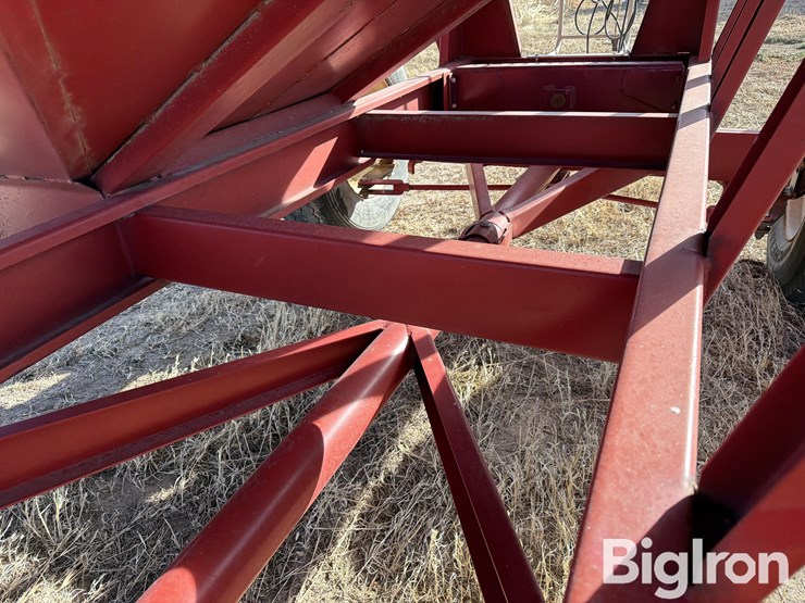 demco-harvest-wagon-image-15