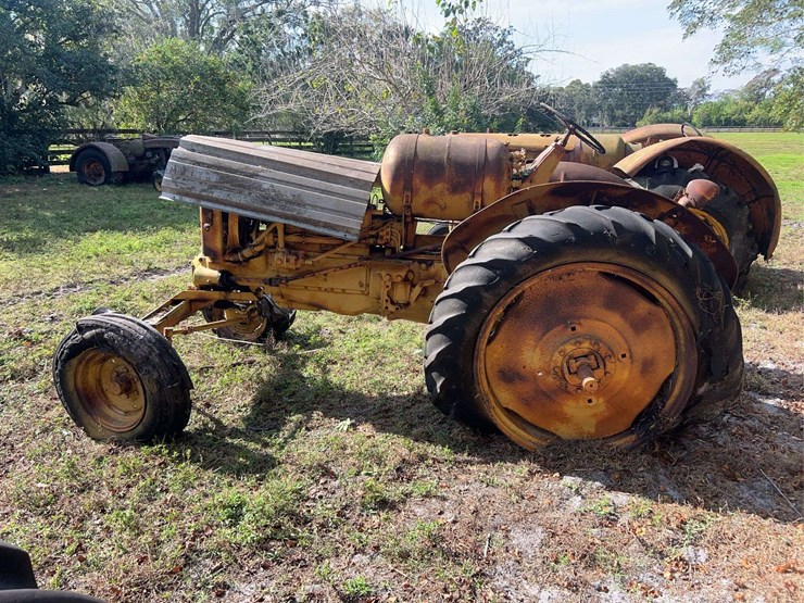 minneapolis-moline-image-2