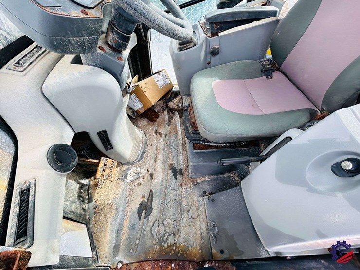 caterpillar-914m-image-100