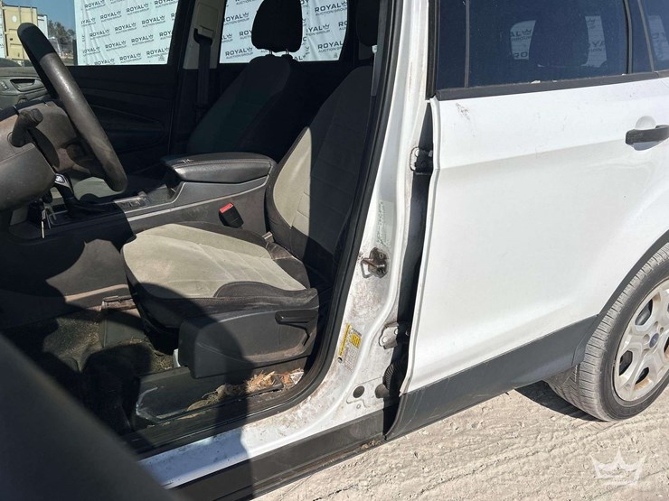 2017-ford-escape-image-13