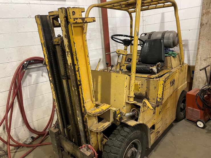 #4006-•-yale-fork-lift-image-5
