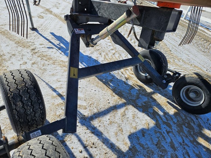 2020-kubota-ra1042t-image-18