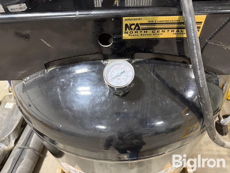 american-c17521e120v-air-compressor-image-16