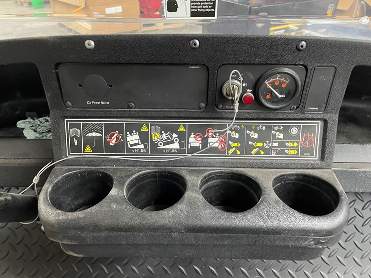 #301-•-cushman-hauler-1200-gas-golf-cart-image-17