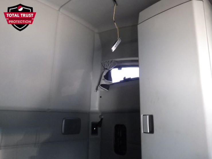 2020-kenworth-t680-image-5