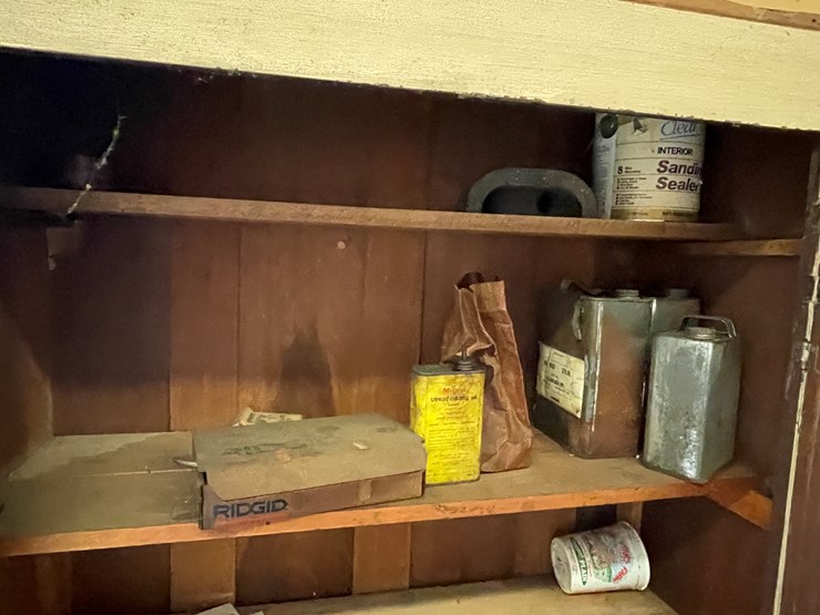 #5924-•-contents-of-shelf-and-(2)-toolboxes-image-4