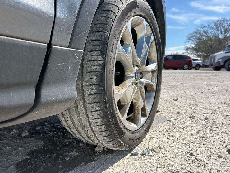 2013-ford-escape-image-25