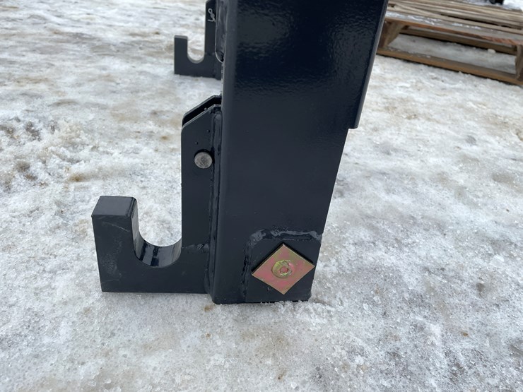 #2361-•-wolverine-class-one-tractor-quick-hitch-image-8